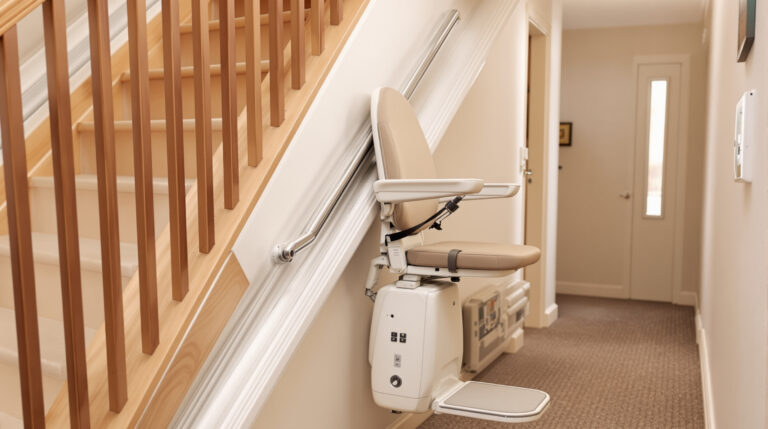 découvrez comment un monte-escalier à bordeaux peut améliorer la sécurité et le confort de votre domicile. conseils, installation et accompagnement pour un quotidien facilité.